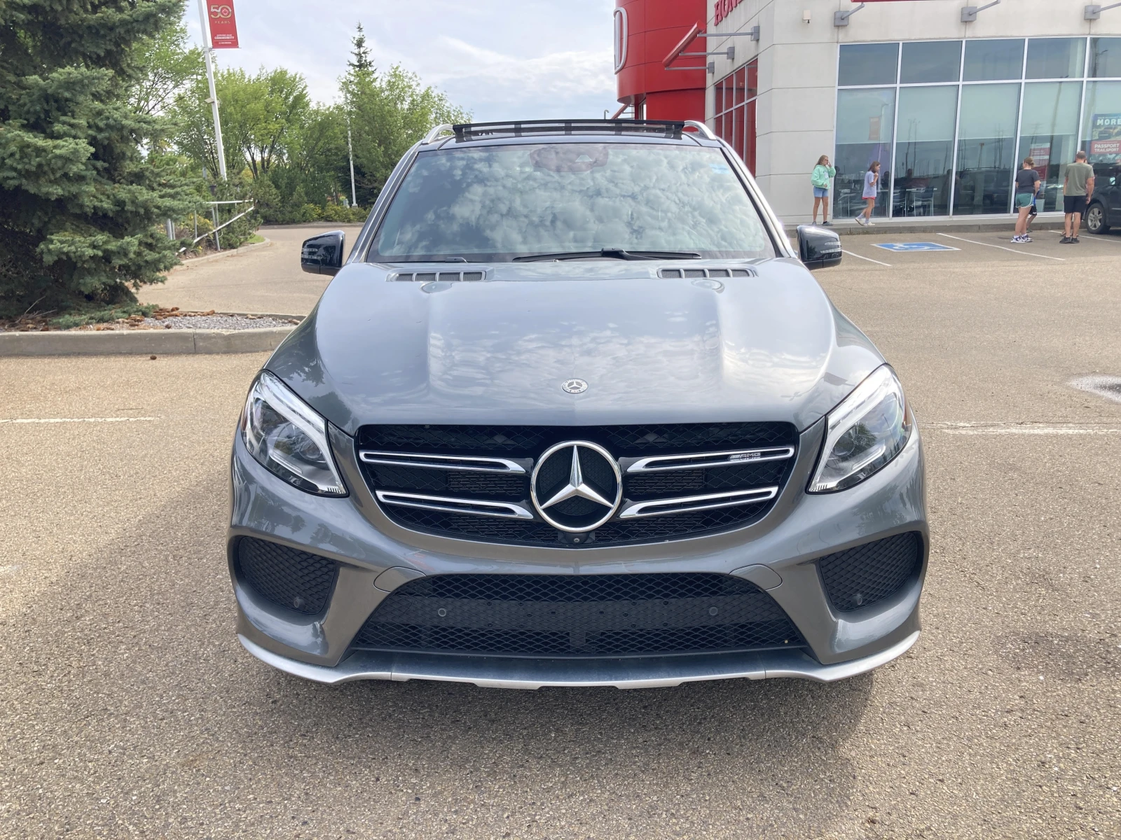 Mercedes-Benz GLE 43 AMG * CARFAX * ОПЦИЯ ЗА ФИНАНСИРАНЕ, снимка 6 - Автомобили и джипове - 56062774