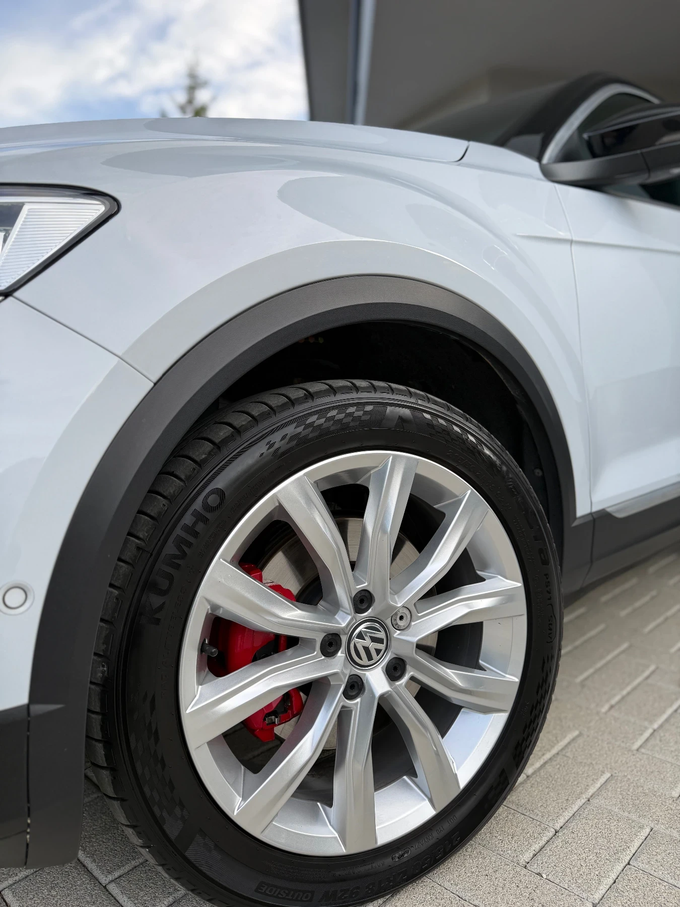 VW T-Roc 2.0 4x4 150к.с автоматик, снимка 4 - Автомобили и джипове - 56324480