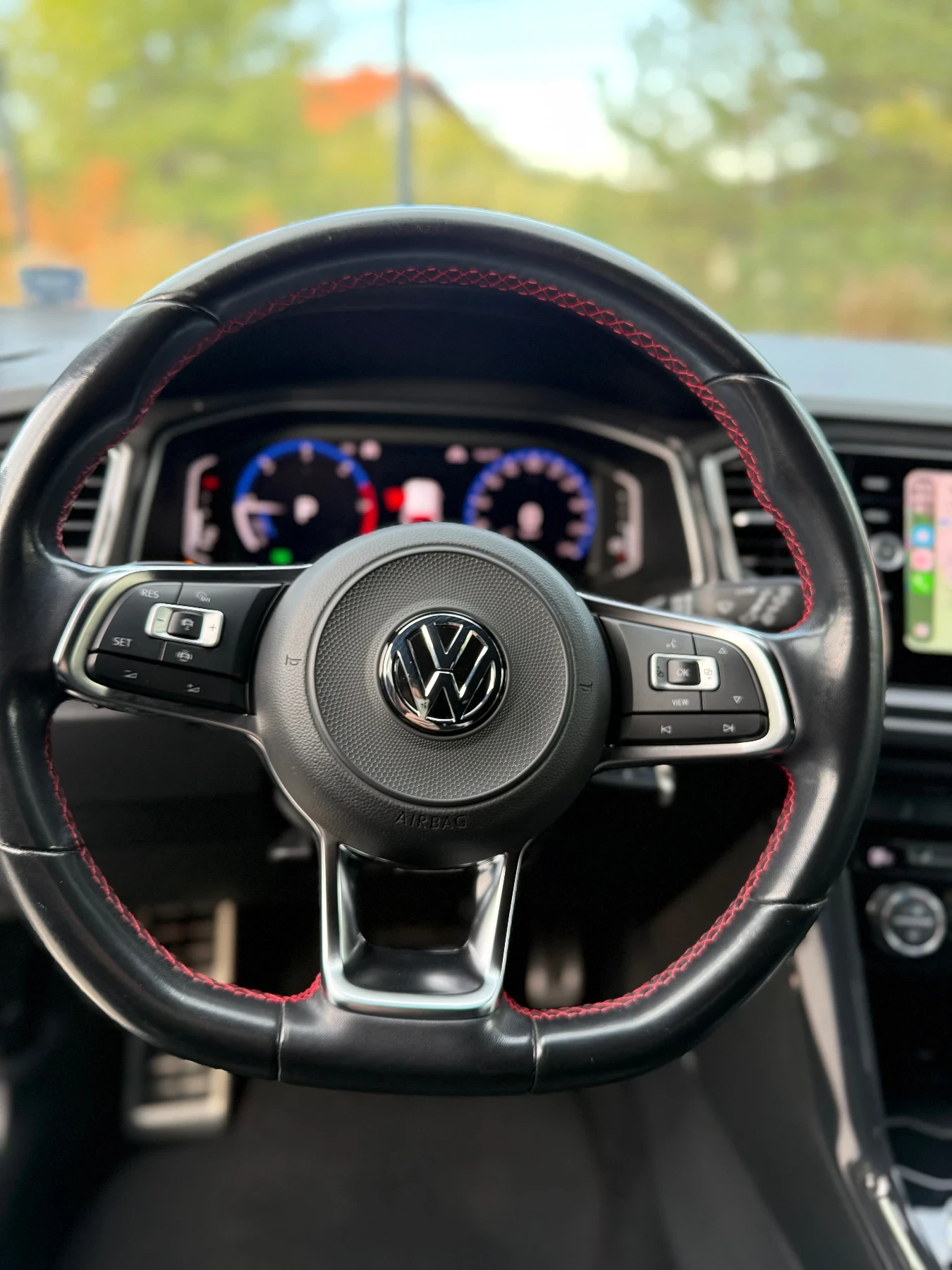 VW T-Roc 2.0 4x4 150к.с автоматик, снимка 7 - Автомобили и джипове - 56324480
