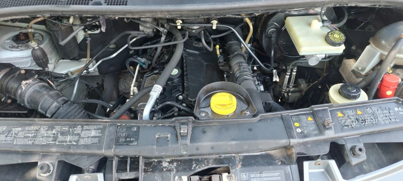 Renault Master 2.3 dci клима, снимка 7 - Бусове и автобуси - 51463089