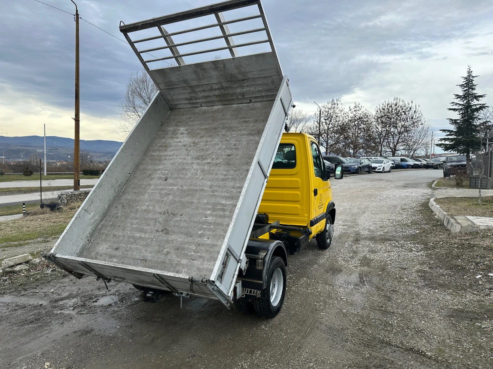 Iveco 35c13 Самосвал 2.8 - изображение 8