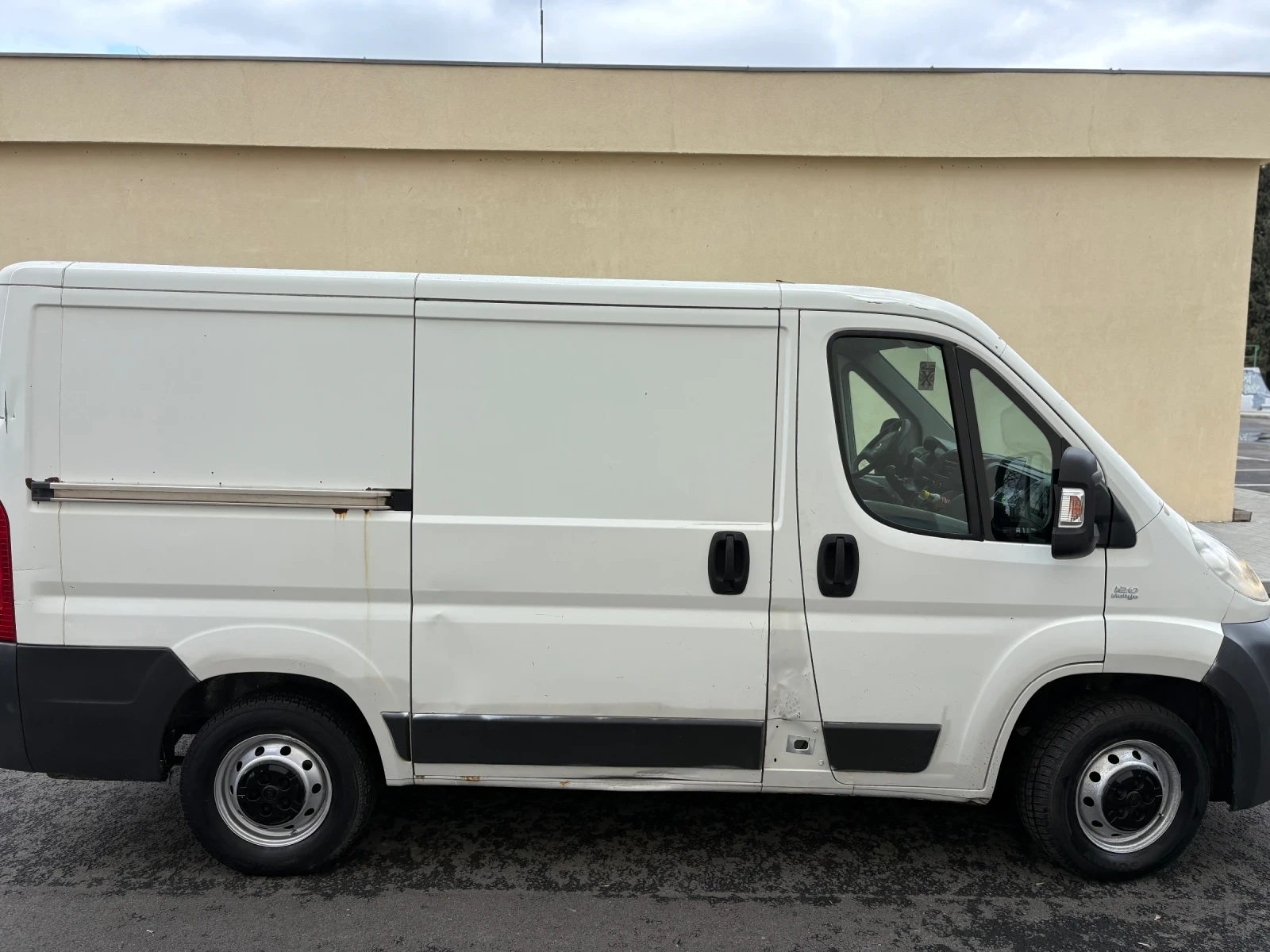 Fiat Ducato 2.3 дизел - изображение 6