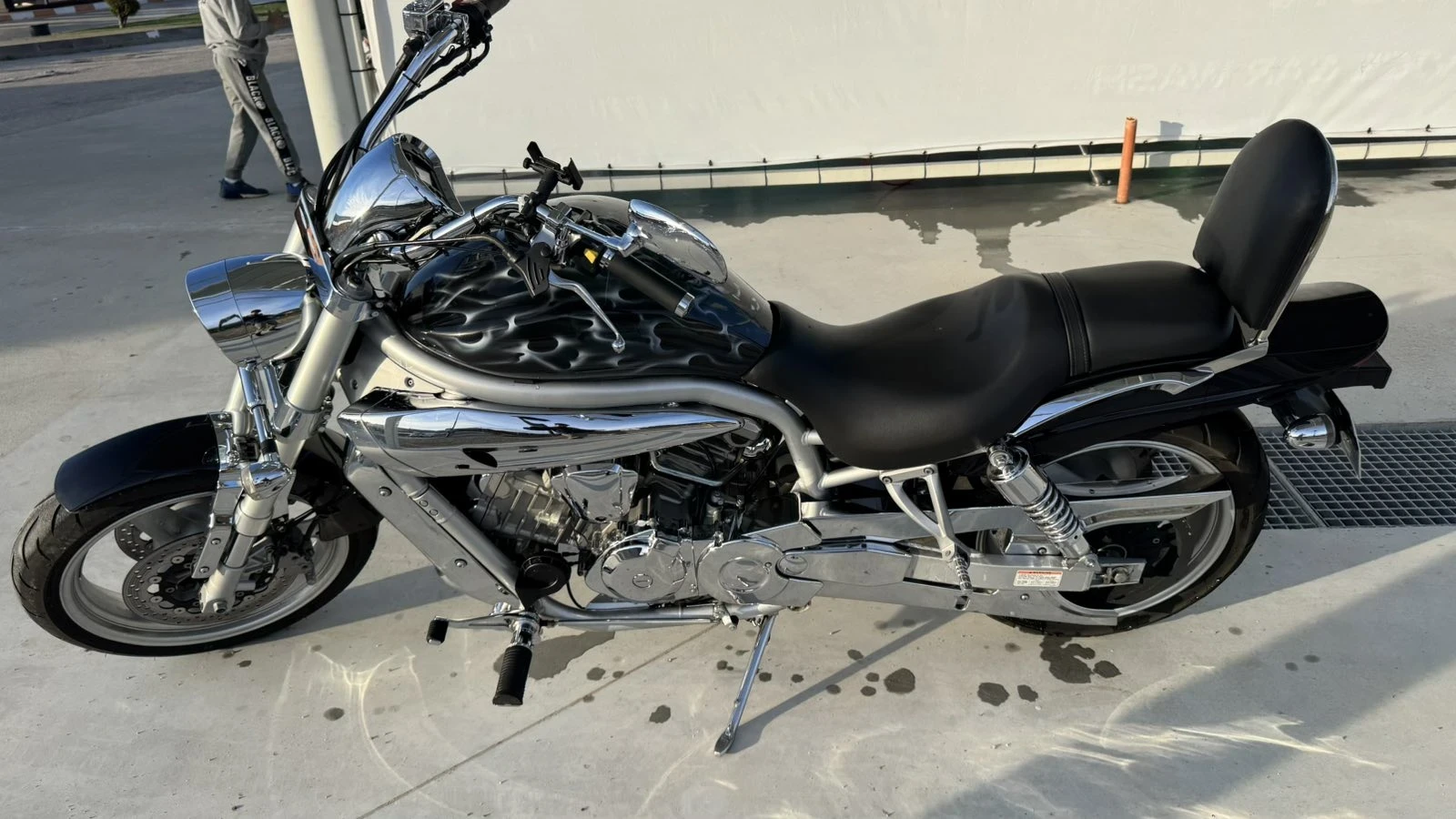Hyosung Gv AQUILA GV650 - изображение 7