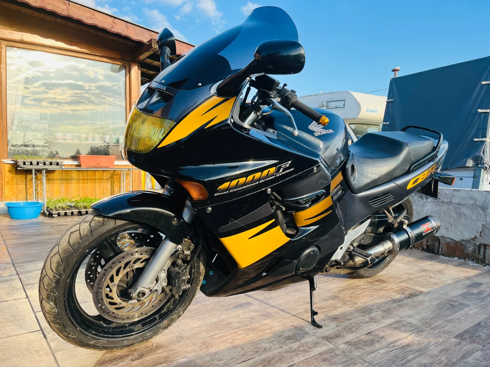 Honda Cbr 1000F, снимка 2 - Мотоциклети и мототехника - 55536863