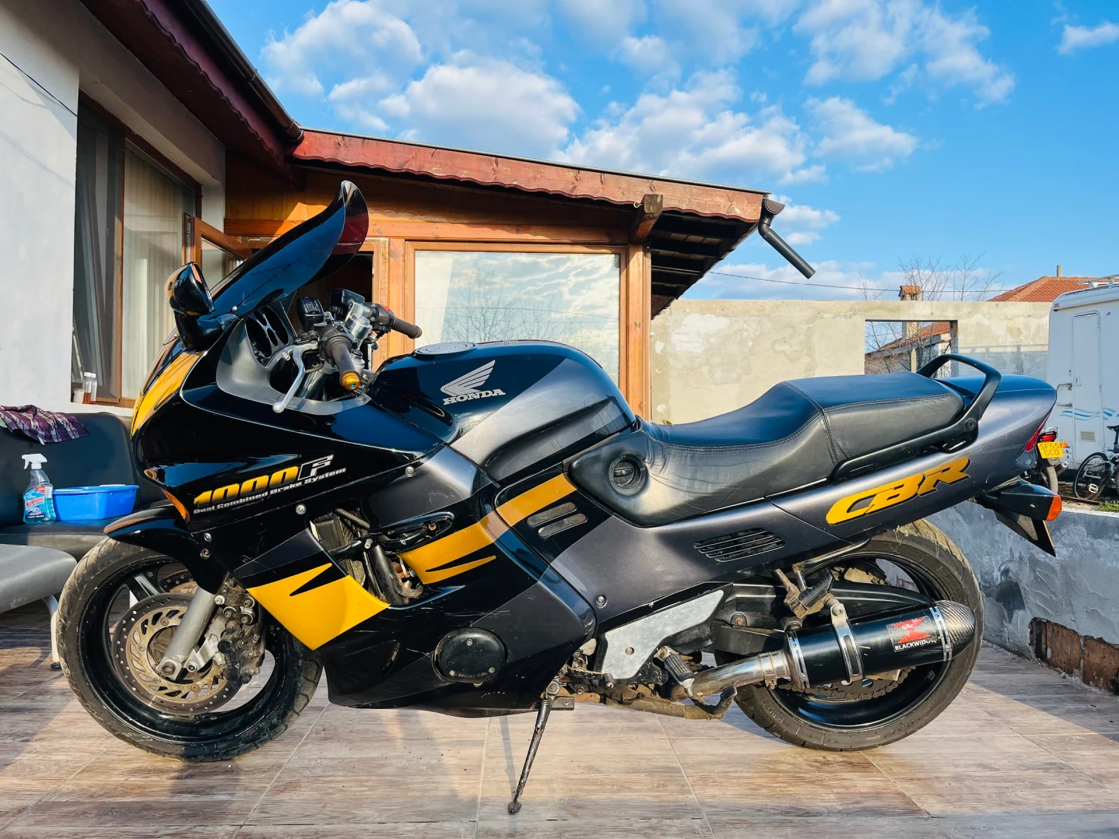 Honda Cbr 1000F, снимка 5 - Мотоциклети и мототехника - 55536863
