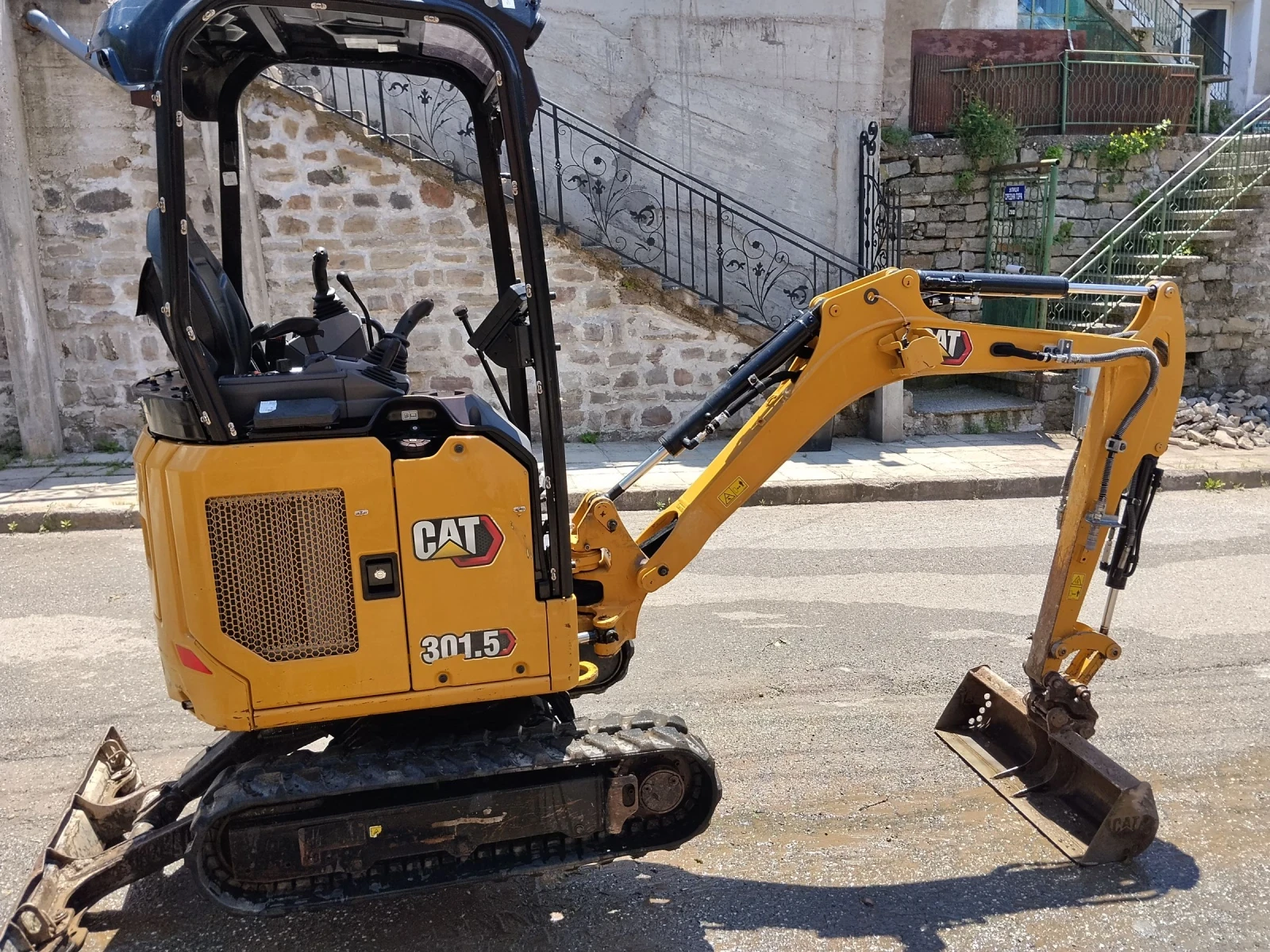 ����� Cat 301.5 | Mobile.bg � ����������� 3
