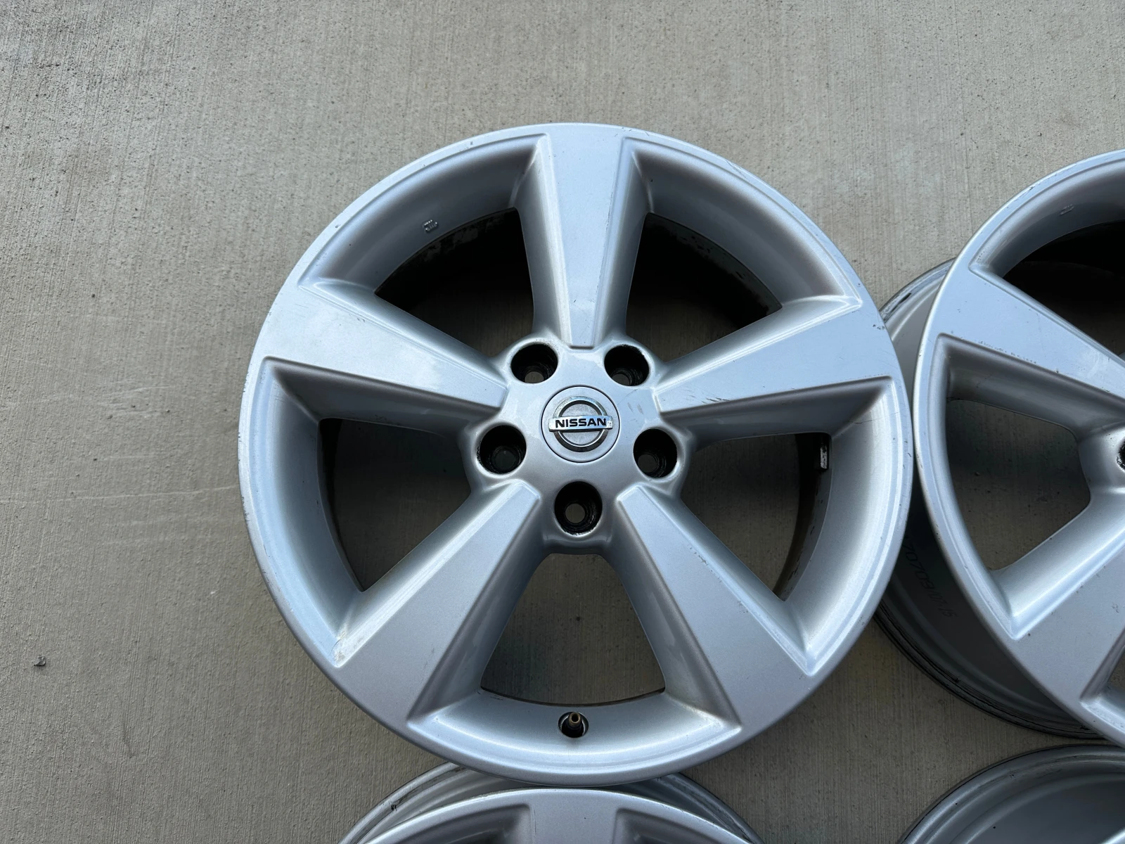 ������ �� Nissan | Mobile.bg � ����������� 3