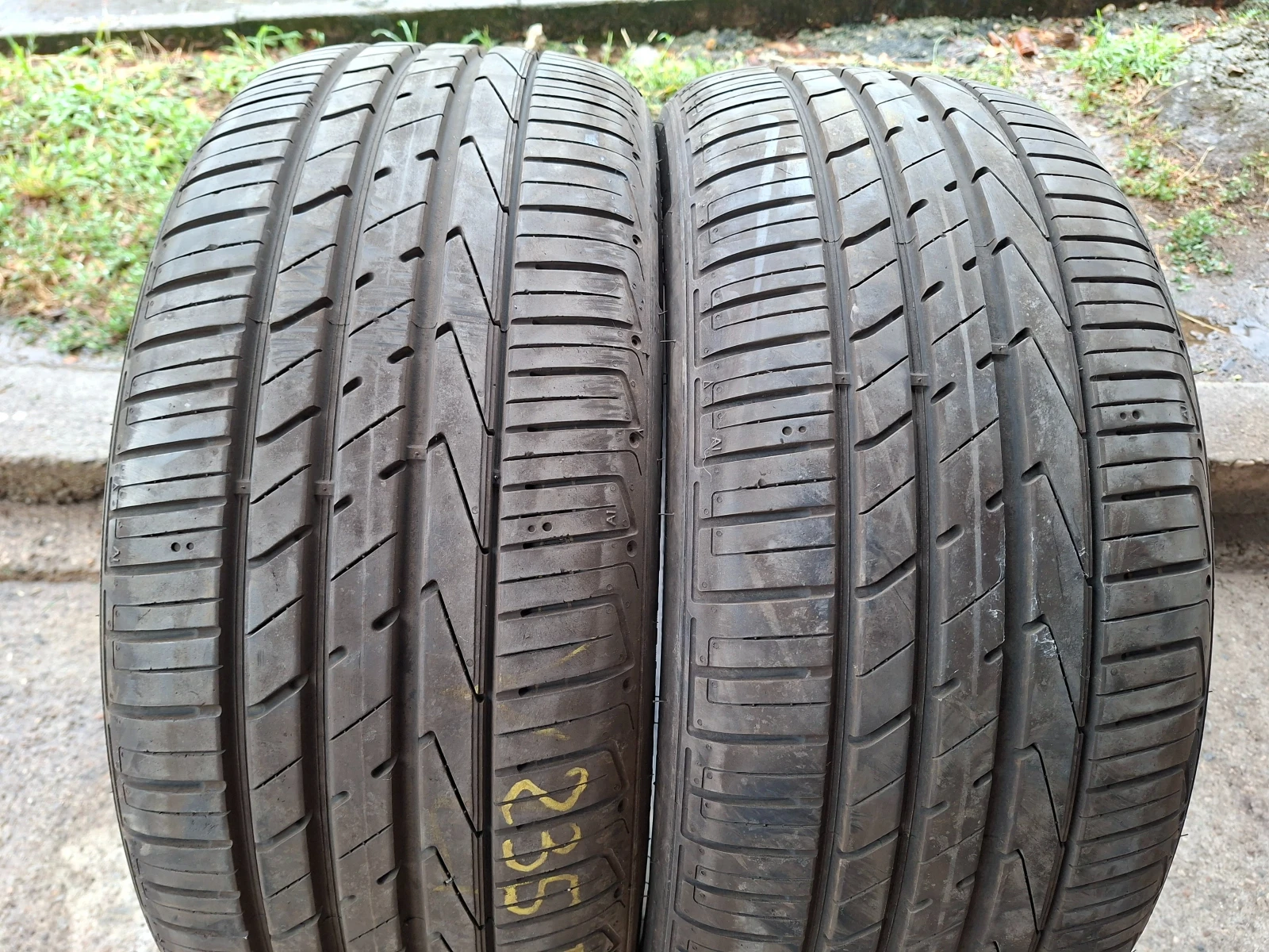 Гуми Летни 235/50R19