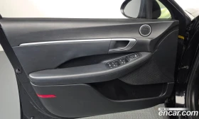 Hyundai Sonata 2.0 Smart, снимка 12