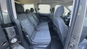 Обява за продажба на Ford Tourneo Connect 2.0 EcoBlue ~66 900 лв. - изображение 11