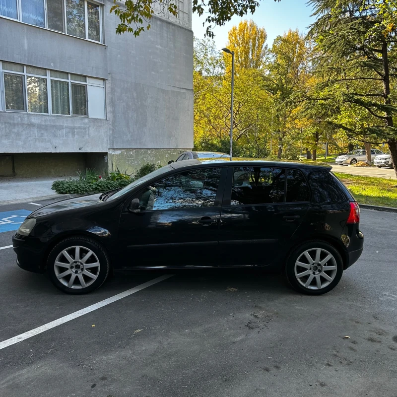 VW Golf 1.9 TDI, снимка 6 - Автомобили и джипове - 47863437