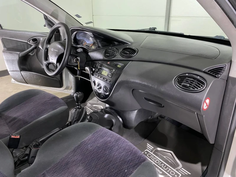 Ford Focus 1.8D, снимка 7 - Автомобили и джипове - 48054992