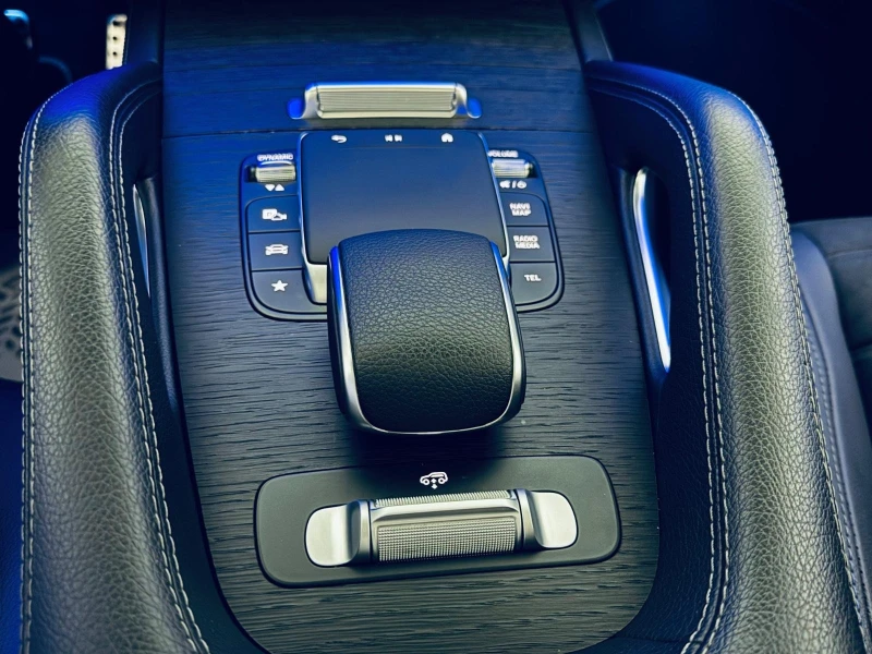 Mercedes-Benz GLE 450 d* AMG* 4M* PANO* HEAD-UP* MEMORY* 360CAM* DISTR* , снимка 9 - Автомобили и джипове - 51990085