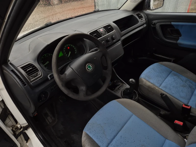 Skoda Fabia 1.2GPL-60k.c., снимка 11 - Автомобили и джипове - 52456433