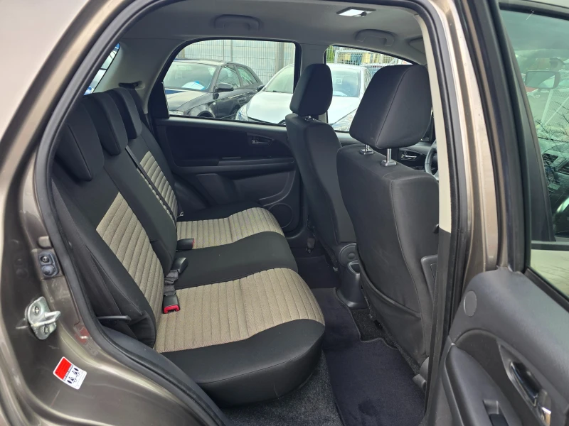 Fiat Sedici 1.6i/120ps-4x4, снимка 11 - Автомобили и джипове - 52592681