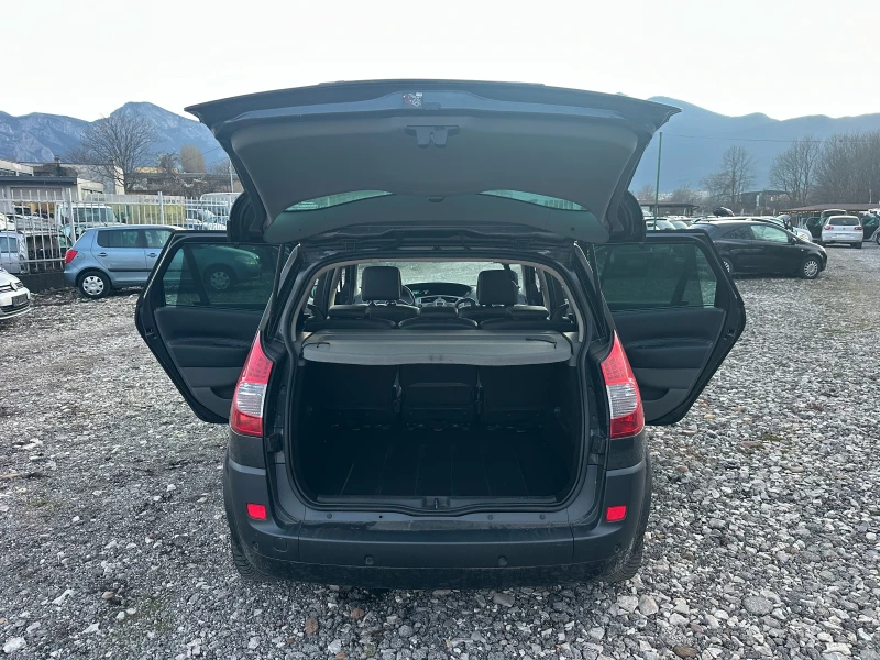 Renault Scenic 2.0I 133kc NAVI, снимка 14 - Автомобили и джипове - 52850937