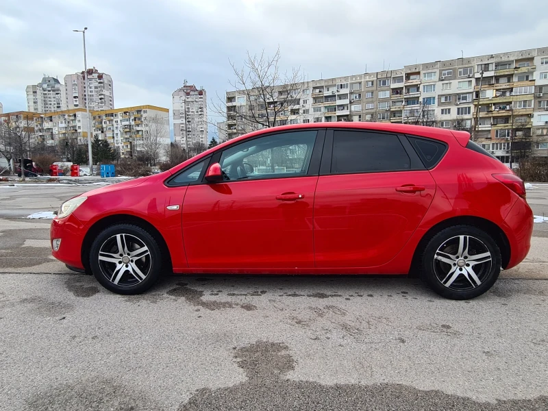 Opel Astra 1.6, снимка 2 - Автомобили и джипове - 53113179