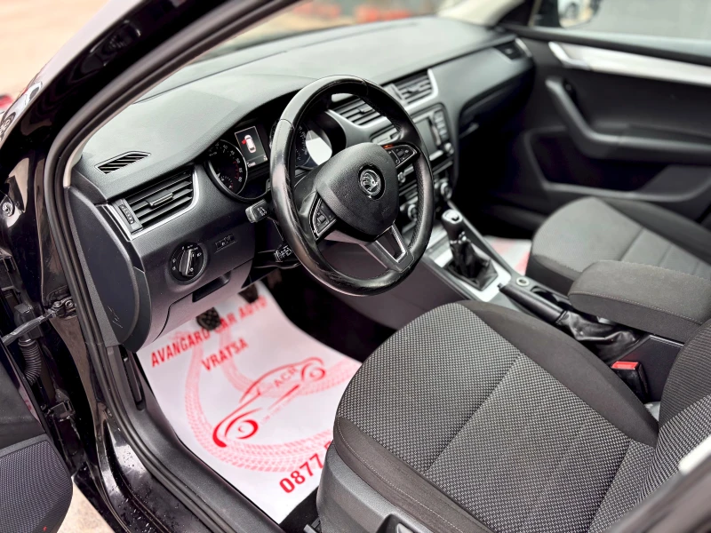 Skoda Octavia, снимка 9 - Автомобили и джипове - 53339876