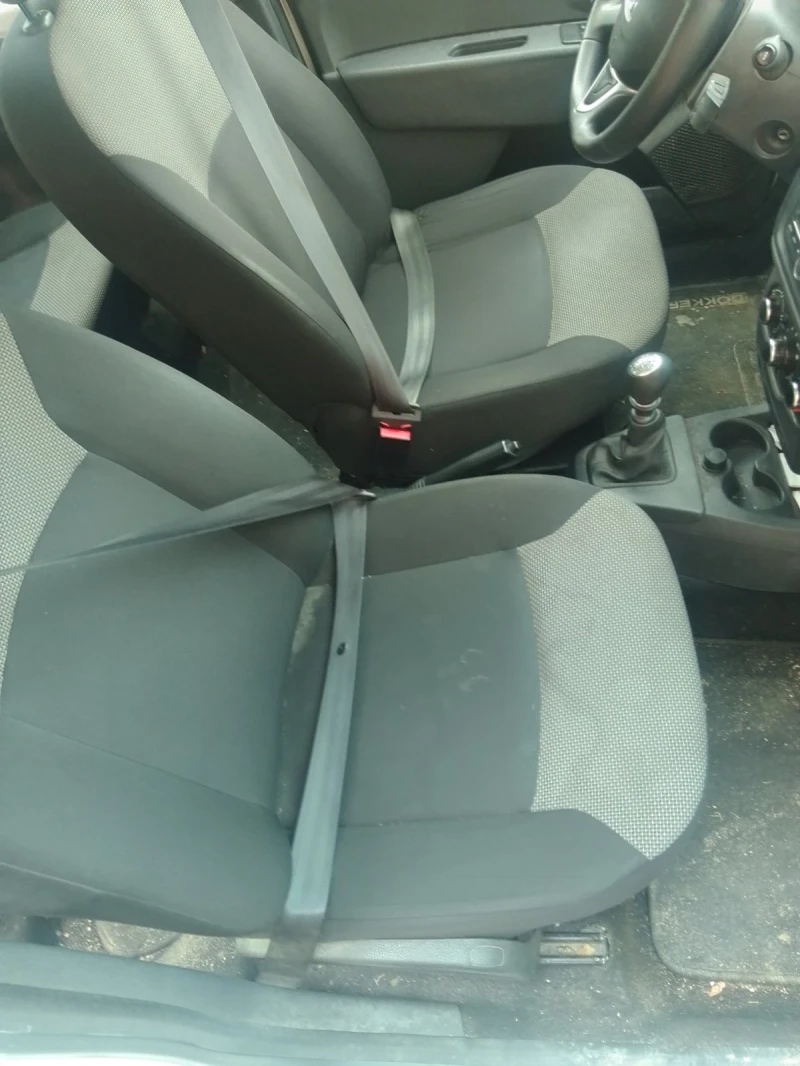 Dacia Dokker, снимка 5 - Автомобили и джипове - 53385529