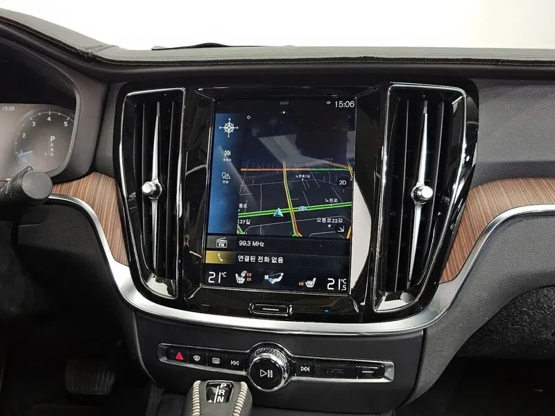 Volvo S60 T5 MOMENTUM, снимка 14 - Автомобили и джипове - 55294311