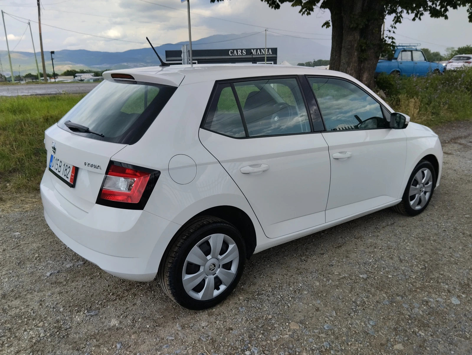 Skoda Fabia 1.0 MPI БЕНЗИН - изображение 4