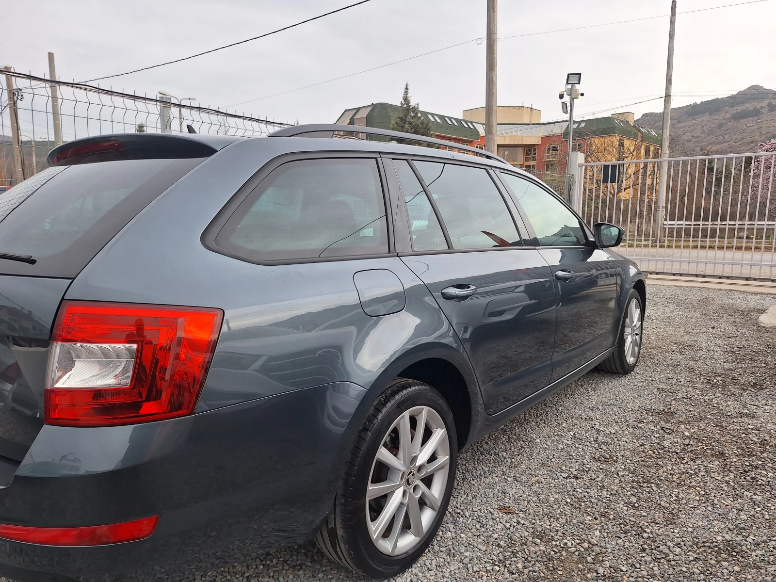 Skoda Octavia 2.0 TDI  AVTO  - изображение 4