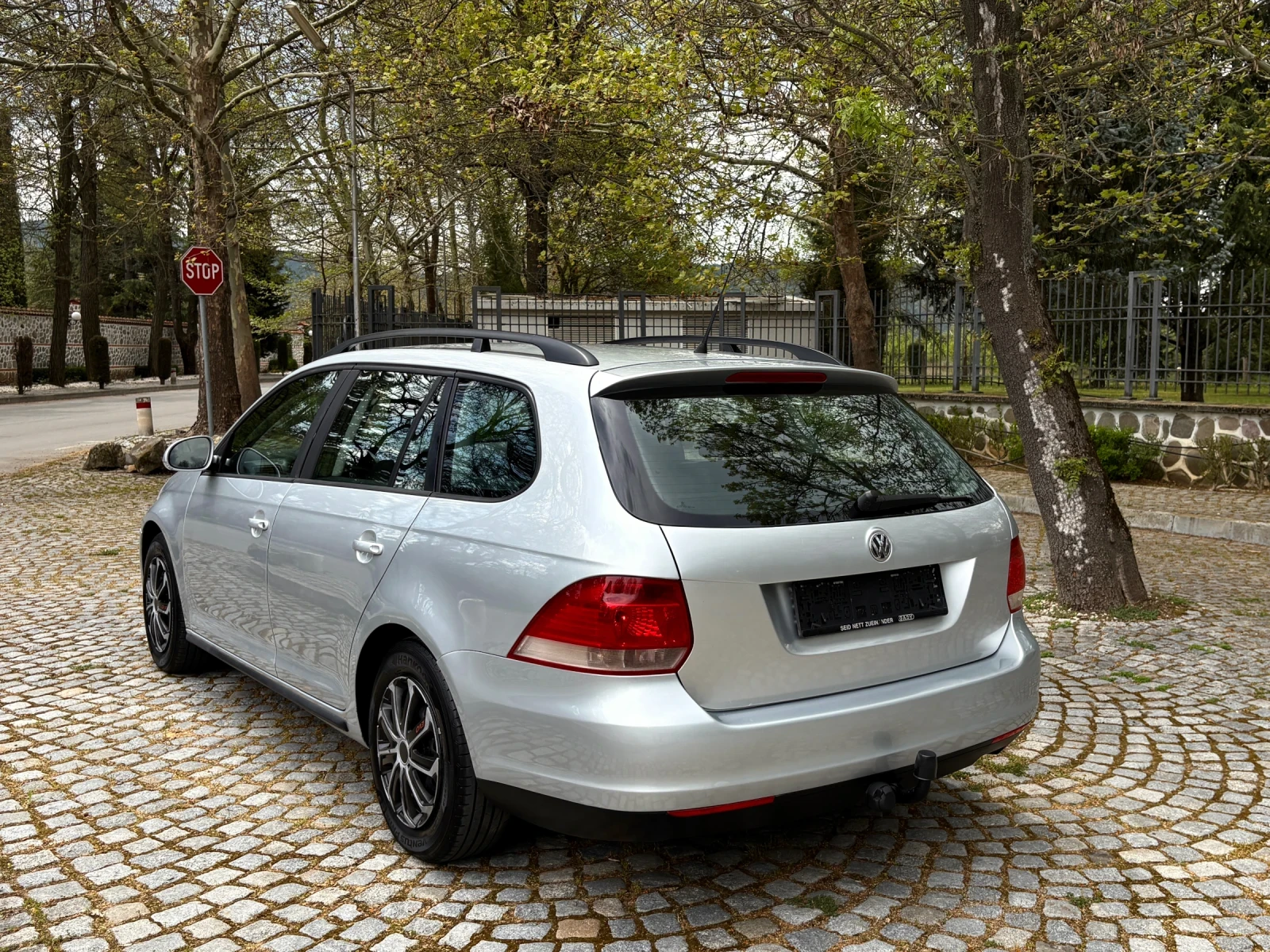 VW Golf 1.9TDI * 210 000км* Климатроник*  - изображение 4