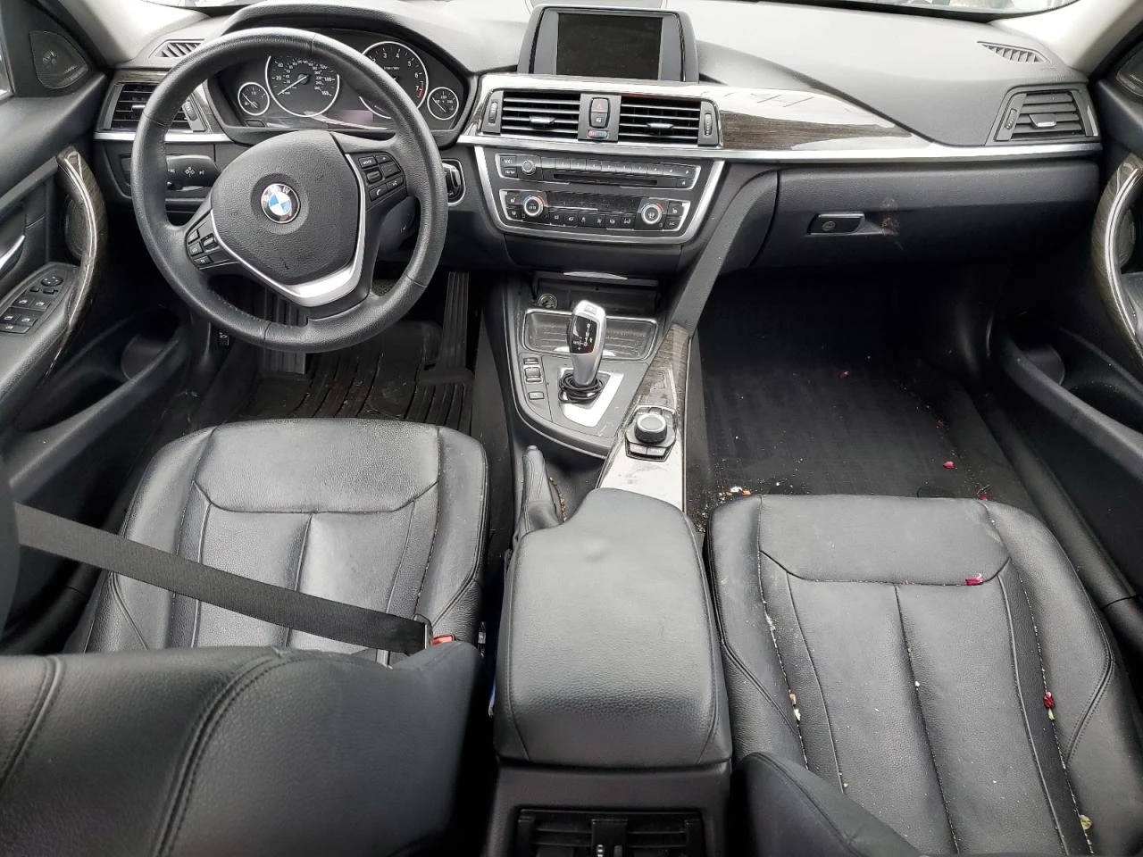 BMW 335 HARMAN/KARDON* PANO* КАМЕРА* РЕАЛНИ КМ - изображение 8