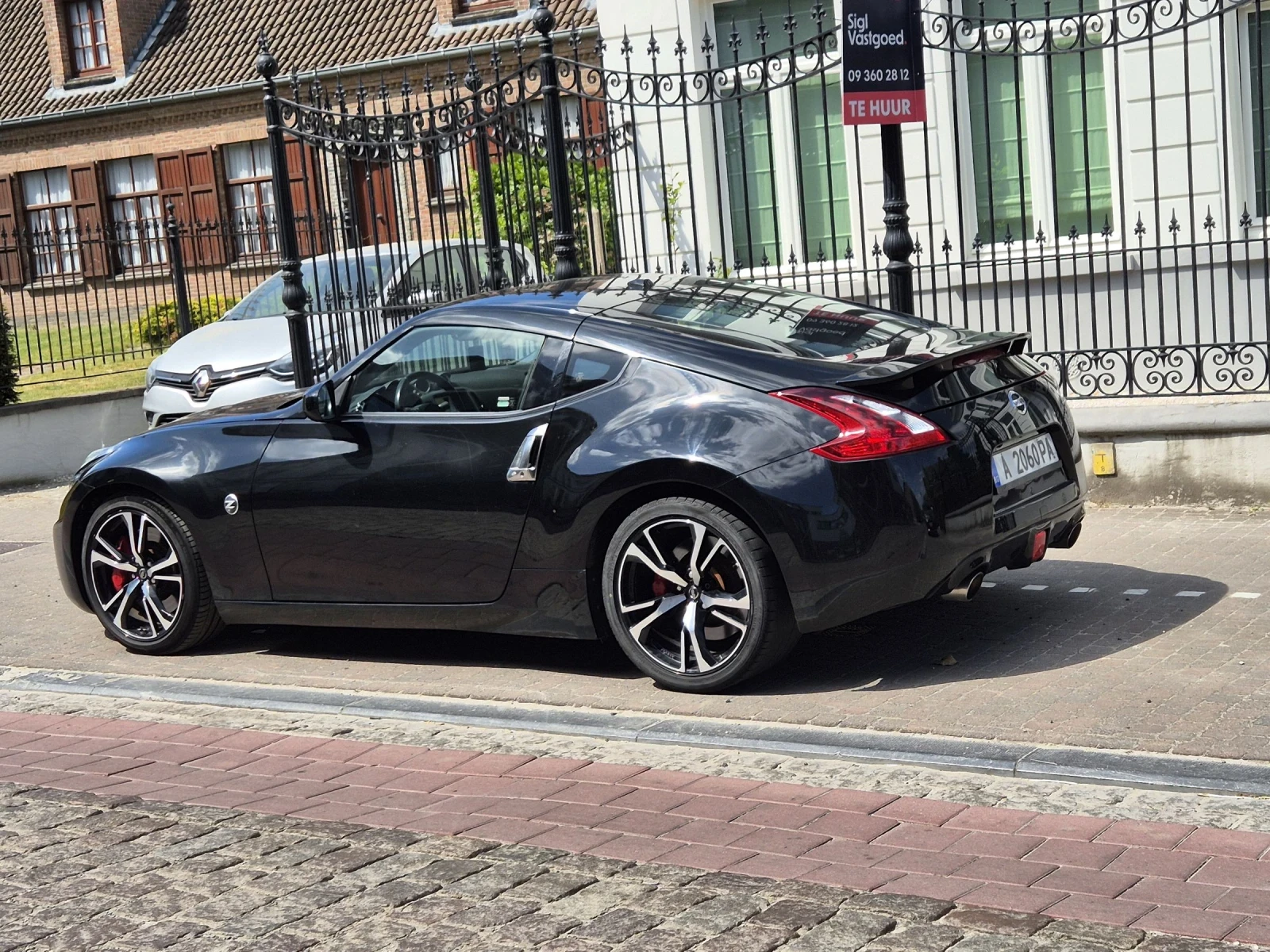 Nissan 370Z  - изображение 3