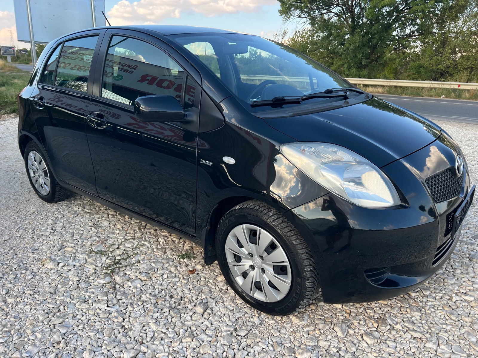Toyota Yaris 1.4 D4D/90p.s-Avtomatik - изображение 2