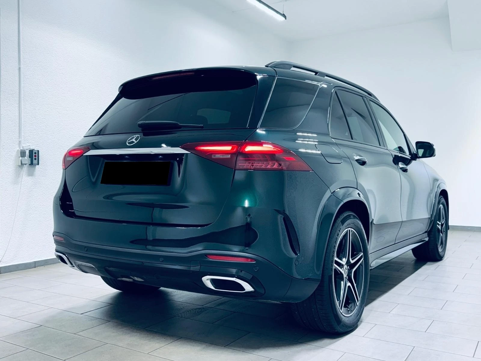 Mercedes-Benz GLE 450 d* AMG* 4M* PANO* HEAD-UP* MEMORY* 360CAM* DISTR*  - изображение 3