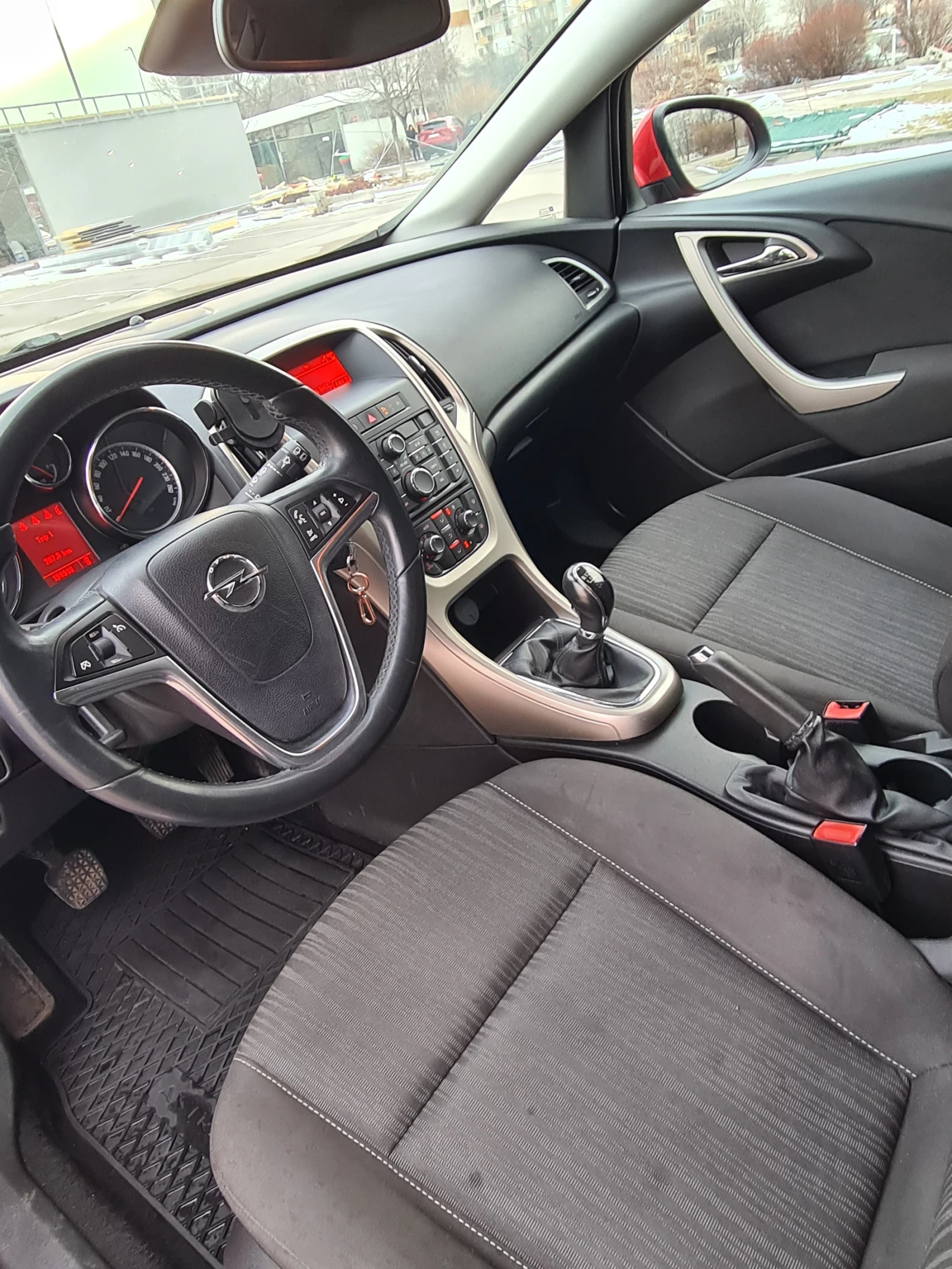 Opel Astra 1.6 - изображение 7