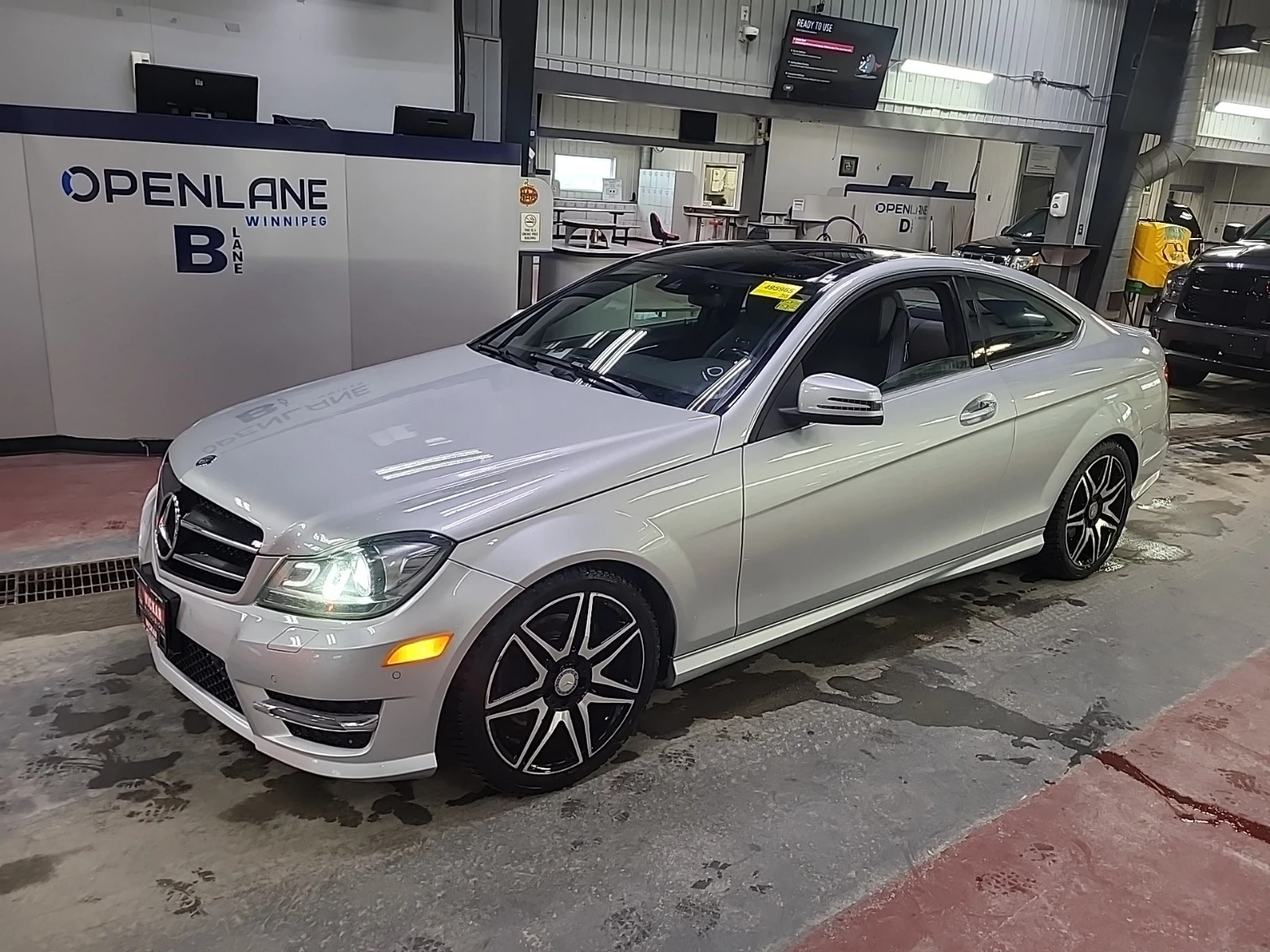 Mercedes-Benz C 350 4MATIC * * CARFAX * * АВТО КРЕДИТ * * 