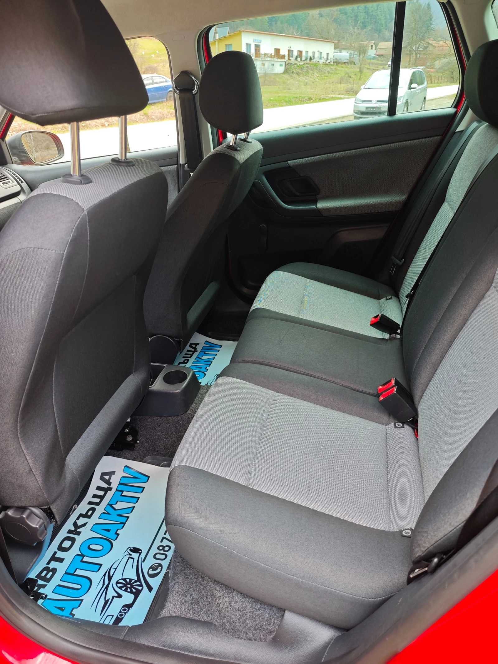 Skoda Fabia 1.4I НОВ ВНОС, снимка 7 - Автомобили и джипове - 54068578