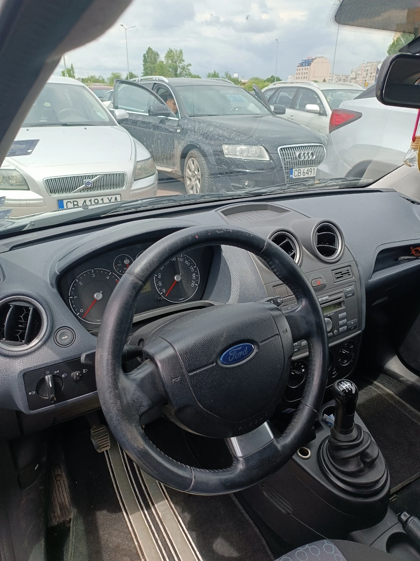 Ford Fiesta, снимка 6 - Автомобили и джипове - 54670033
