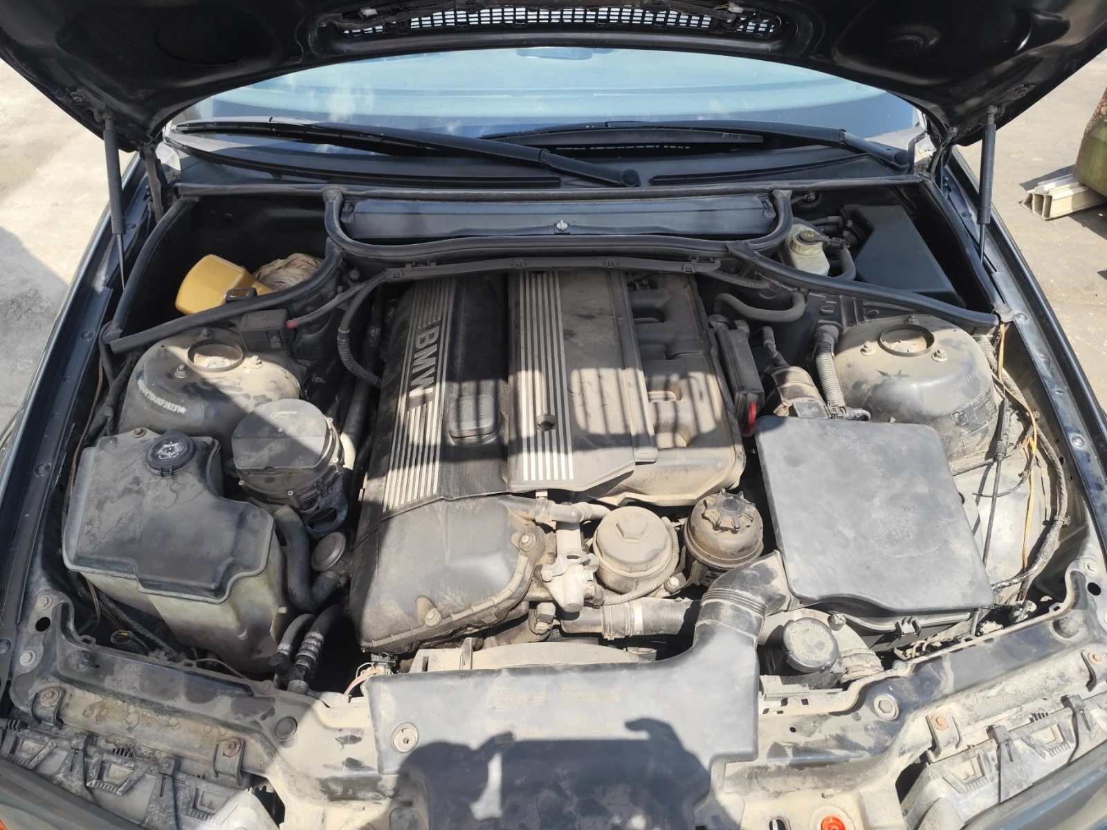 BMW 320 I - E46, снимка 6 - Автомобили и джипове - 55182258