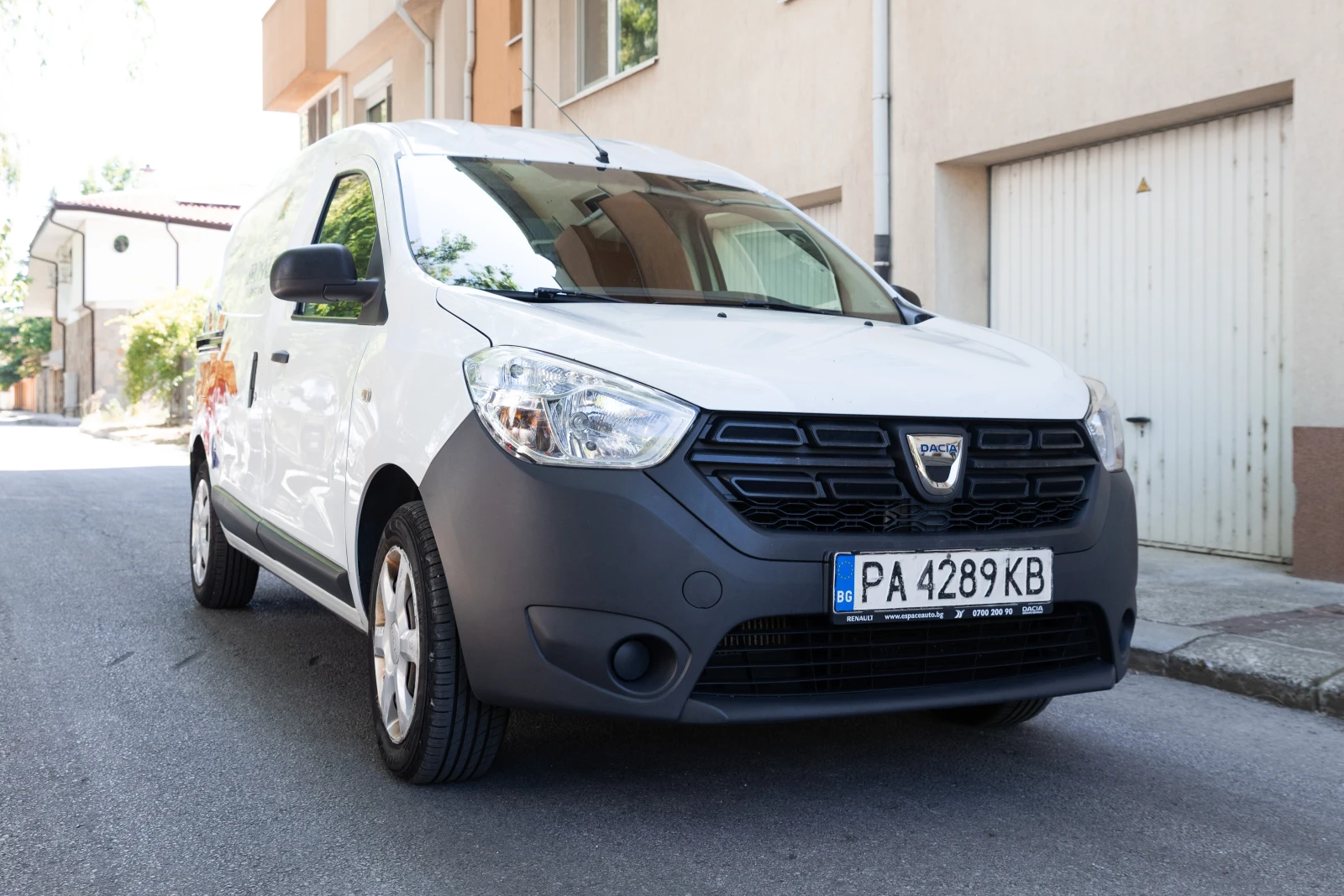 Dacia Dokker, снимка 2 - Автомобили и джипове - 55393910