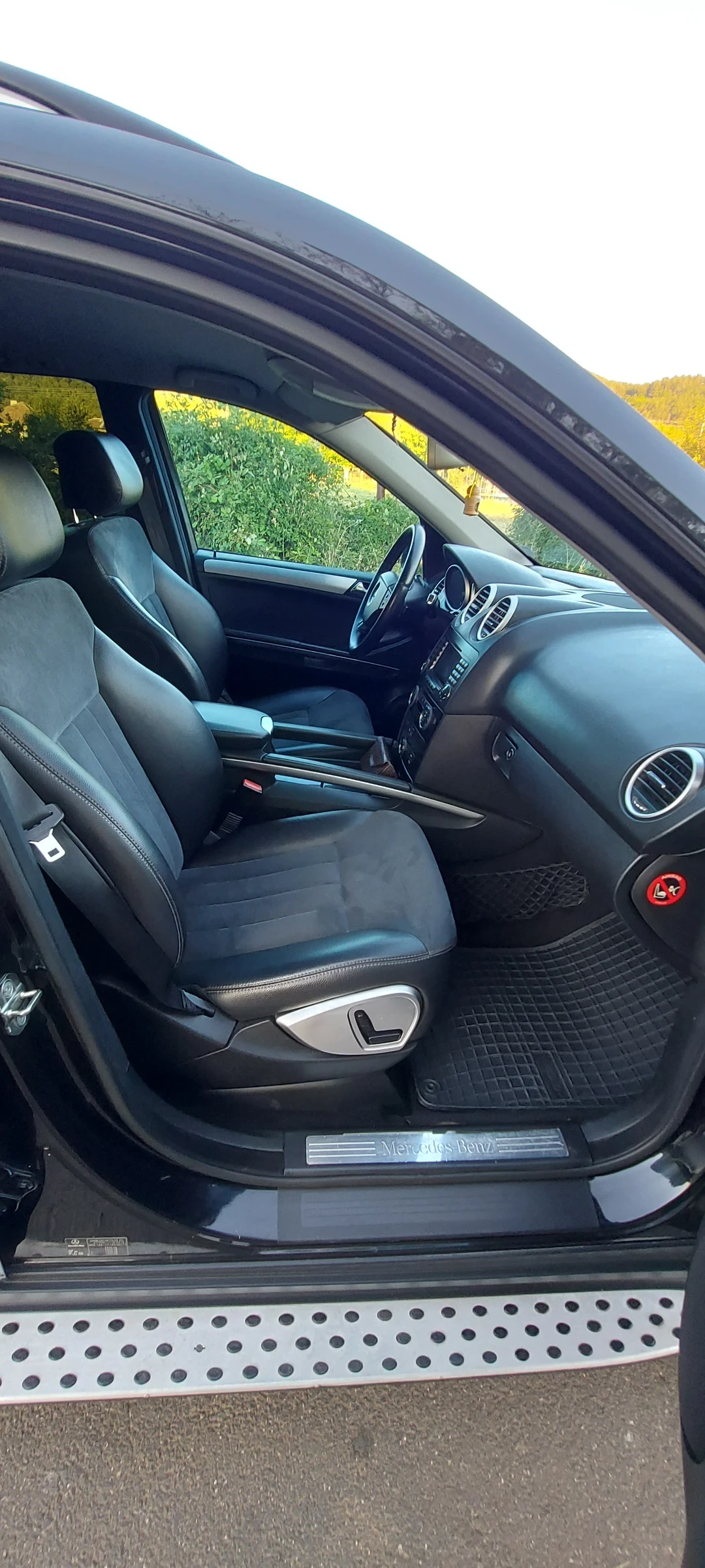 Mercedes-Benz E 320, снимка 8 - Автомобили и джипове - 55767014