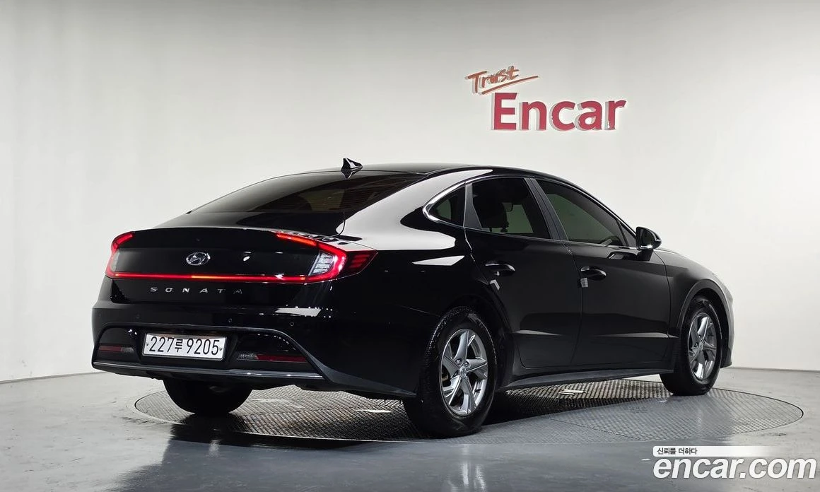 Hyundai Sonata 2.0 Smart, снимка 2 - Автомобили и джипове - 55839980