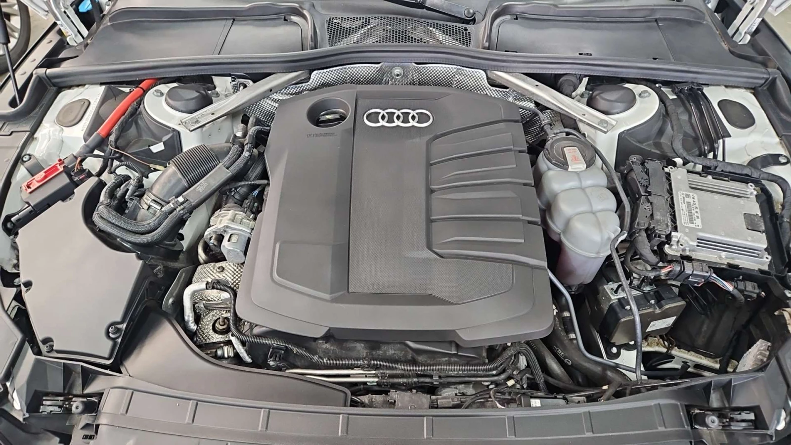 Audi A5 Sportback 40TDI Quattro, снимка 11 - Автомобили и джипове - 56651340