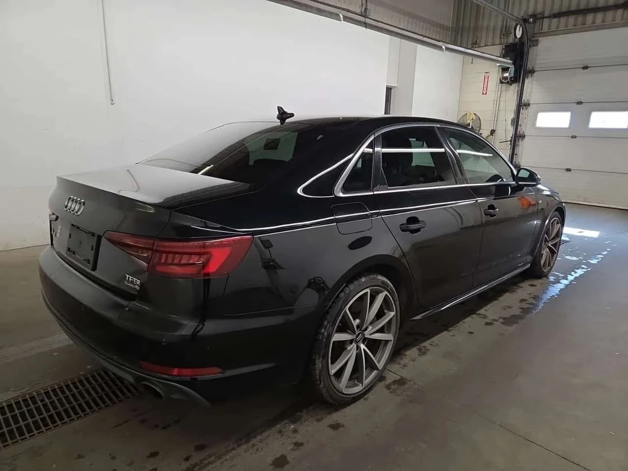 Audi A4, снимка 3 - Автомобили и джипове - 56690185
