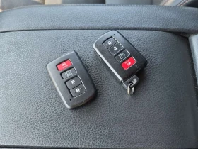 Toyota Highlander HYBRID LIMITED/CARFAX/Кожа/Подгрев/Шибедах/2 Ключа, снимка 8