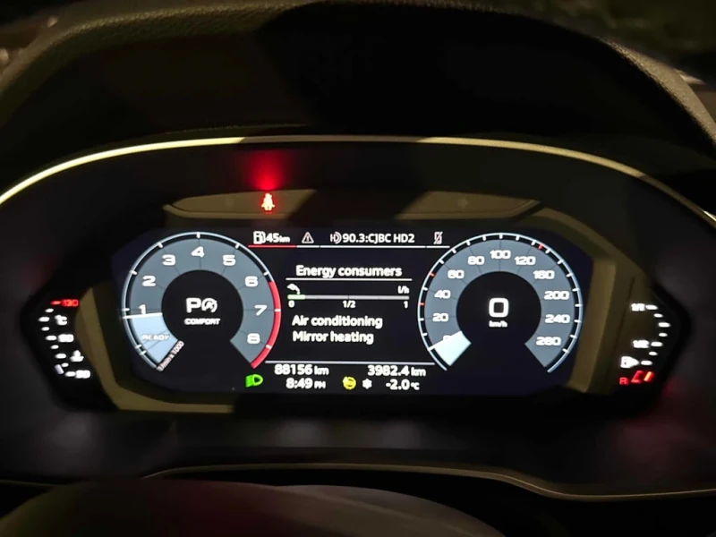 Audi Q3 2022 QUATTRO * БЕЗ ПЪРВОНАЧАЛНА ВНОСКА* , снимка 8 - Автомобили и джипове - 52740440