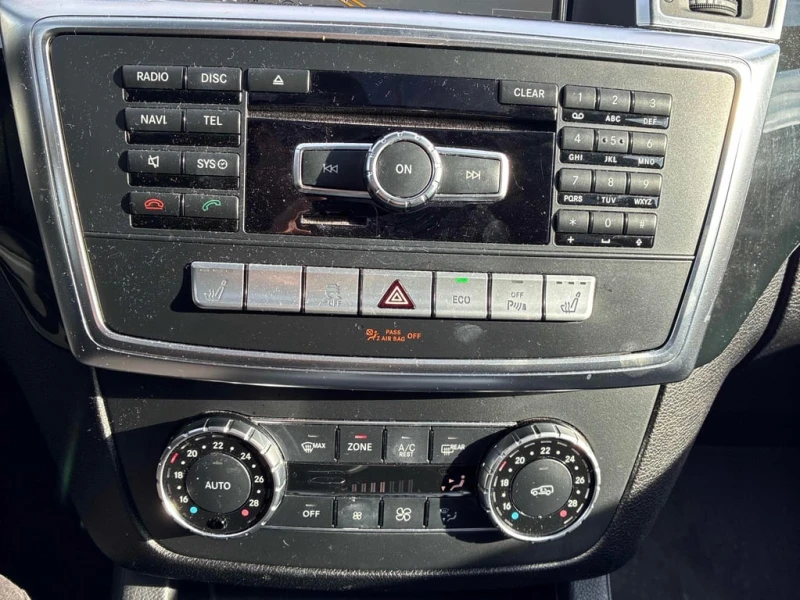 Mercedes-Benz ML 400 2015 4MATIC * БЕЗ ПЪРВОНАЧАЛНА ВНОСКА* , снимка 11 - Автомобили и джипове - 53281740