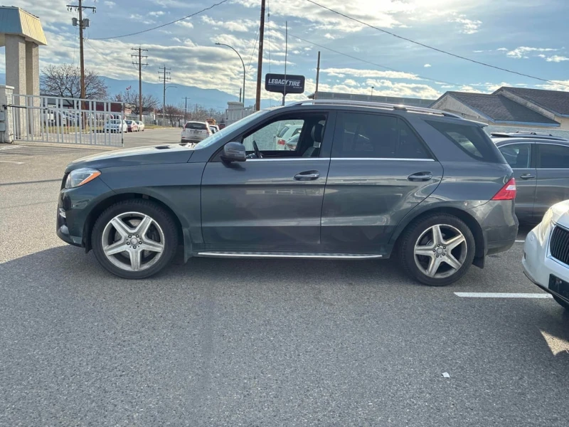 Mercedes-Benz ML 400 2015 4MATIC * БЕЗ ПЪРВОНАЧАЛНА ВНОСКА* , снимка 3 - Автомобили и джипове - 53281740