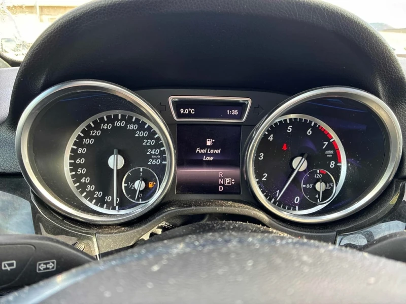 Mercedes-Benz ML 400 2015 4MATIC * БЕЗ ПЪРВОНАЧАЛНА ВНОСКА* , снимка 8 - Автомобили и джипове - 53281740