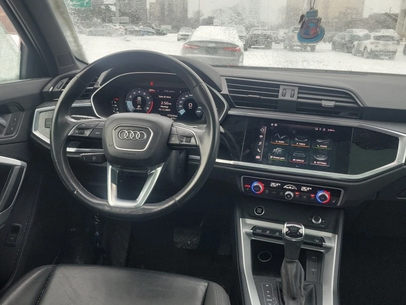 Audi Q3 2022 QUATTRO * БЕЗ ПЪРВОНАЧАЛНА ВНОСКА, снимка 9 - Автомобили и джипове - 52891120