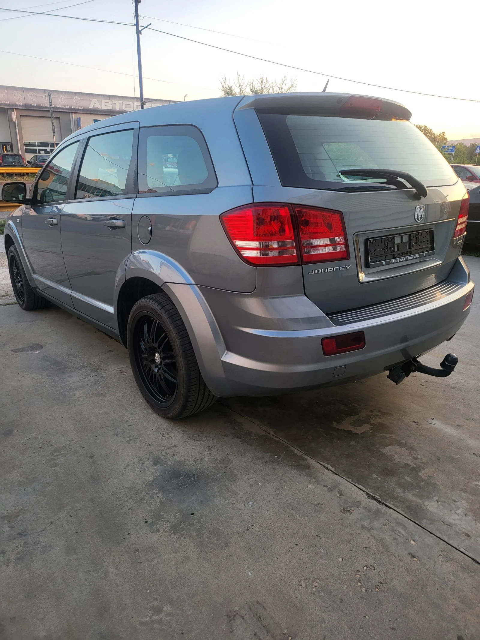 Dodge Journey 2.4 i - изображение 8