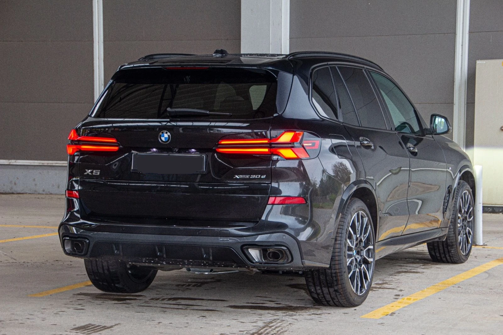 BMW X5 3.0d M-Pack LCI - изображение 8