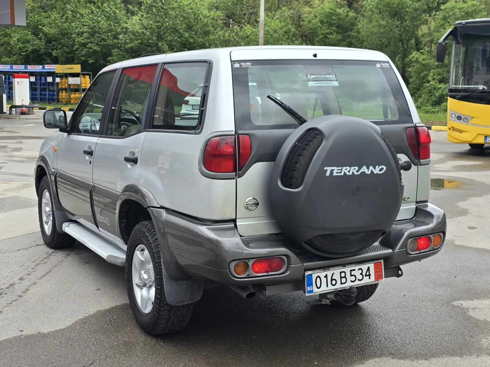 Nissan Terrano Топ състояние внос Италия продажба на лизинг 100% , снимка 6 - Автомобили и джипове - 54486463